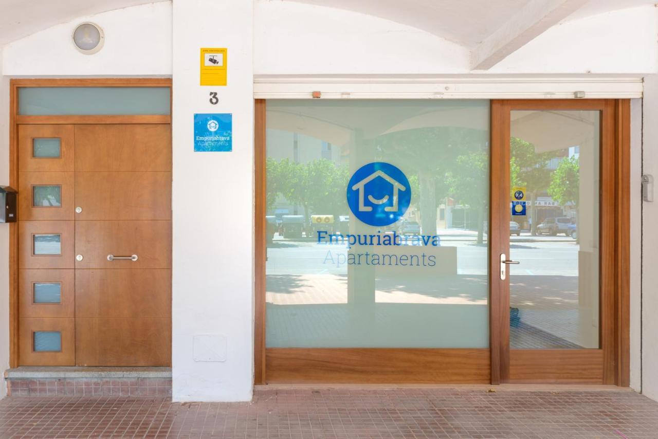 Empuriabrava Apartaments Nº6 Exterior photo